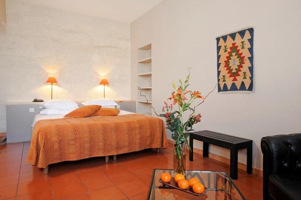 03-Chambre-Standard-Cloitre-Saint-Louis-Hotel-Avignon-3-min