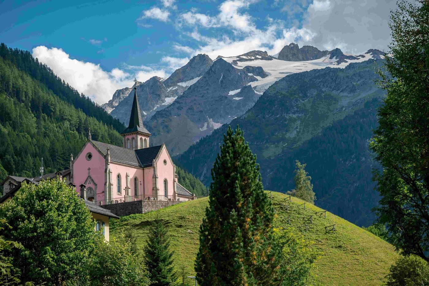 1 TRIENT church and mountains SWITZERLAND web