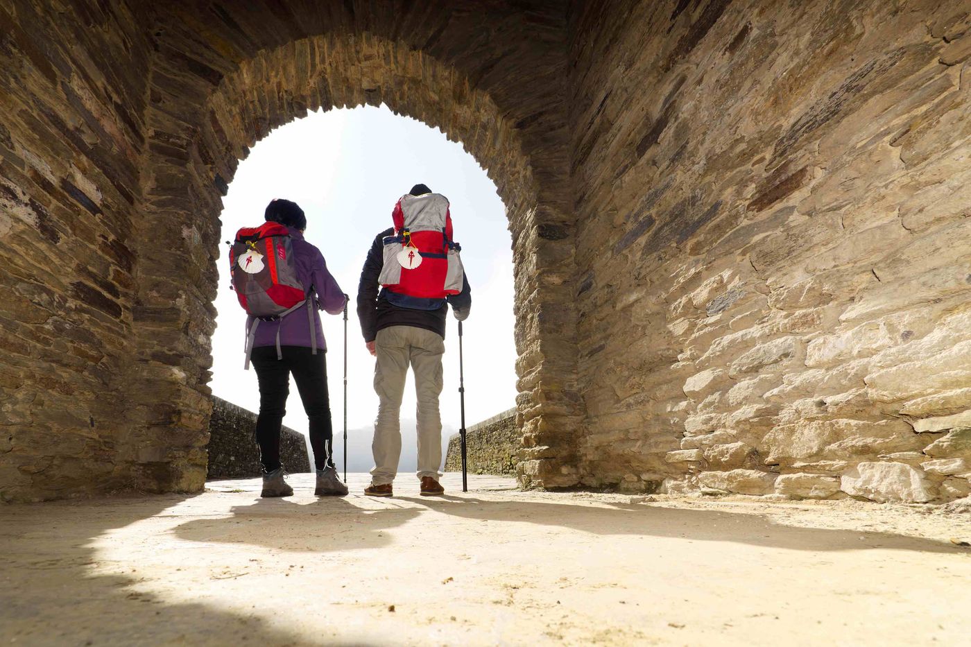 2 walkers in alcove