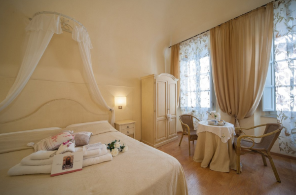 Albergo Etruria Bedroom