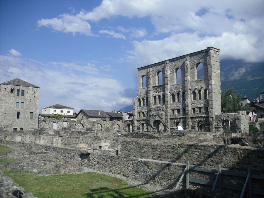 Aosta archeo site-