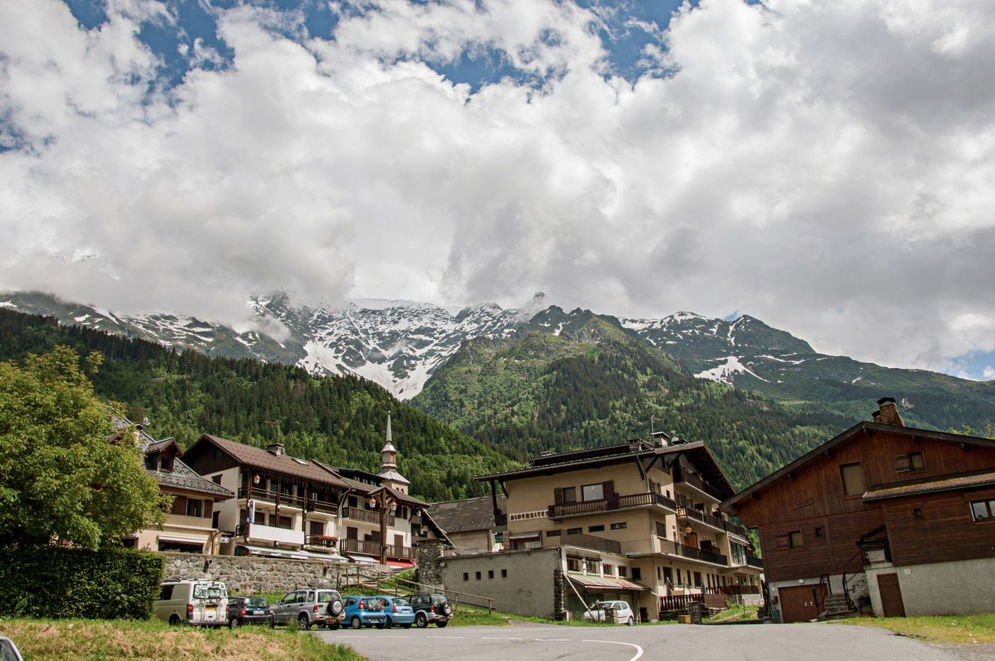 Chamonix-Village-Beneath-Alpine-Peaks