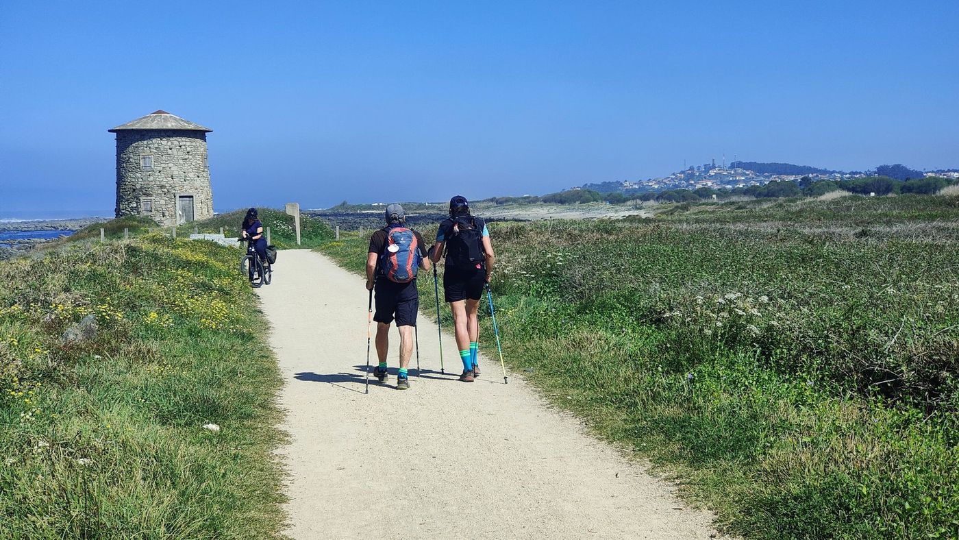 Coastal-Walk-with-Windmill-and-Pilgrims