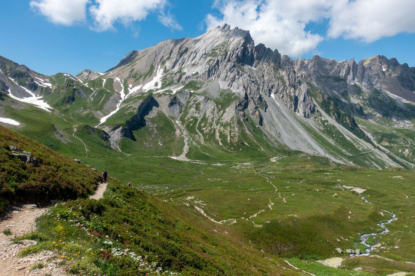 Col-du-Bonhomme-Winding-Trails-Tour-du-Mont-Blanc