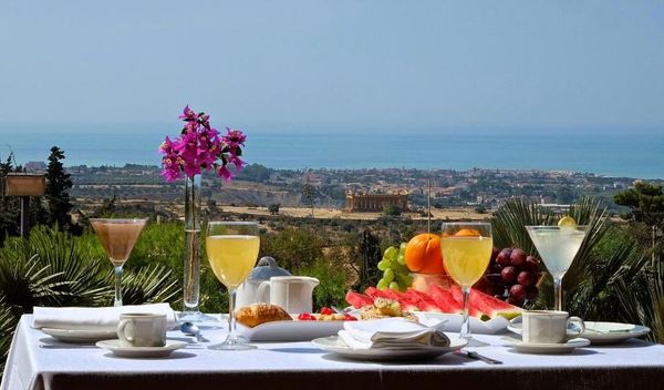 Colleverde Park Hotel breakfast with a view