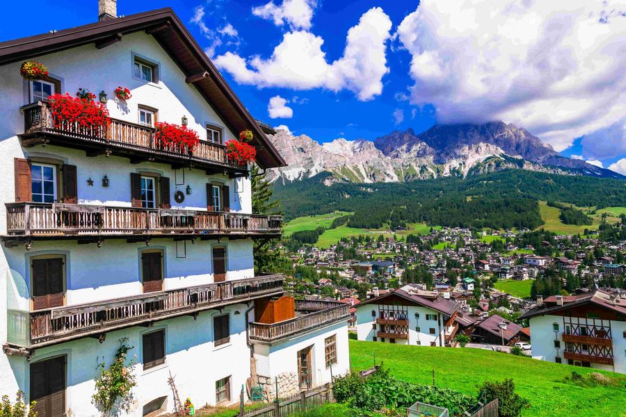 Cortina
