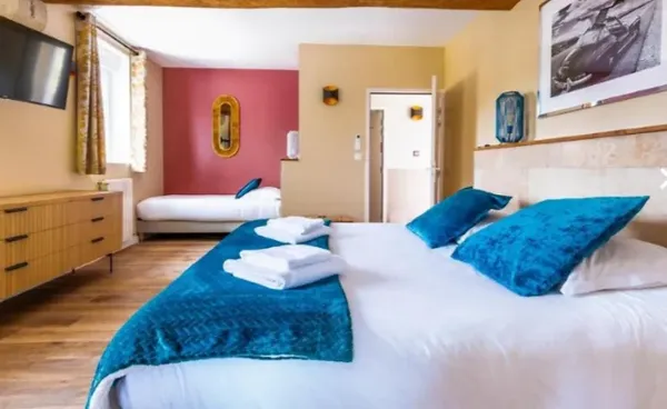 Domaine Les Tilleuls bedroom 1