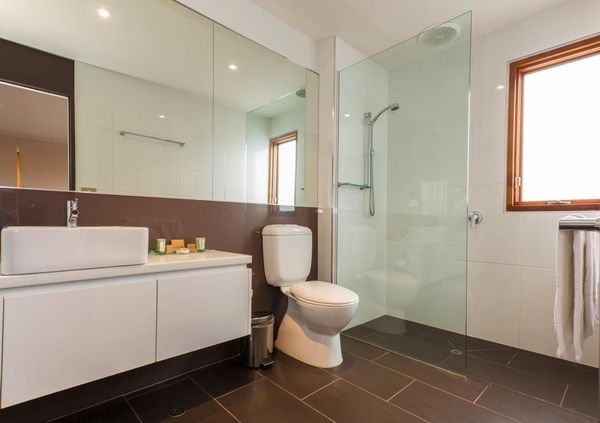 Frueauf Village bathroom
