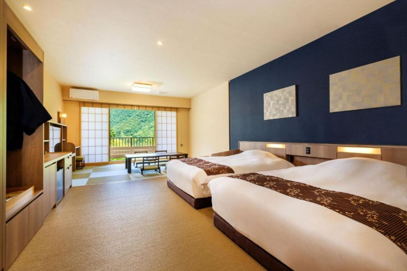 Hakone Kowaki Onsen Mizunooto twin room Japan