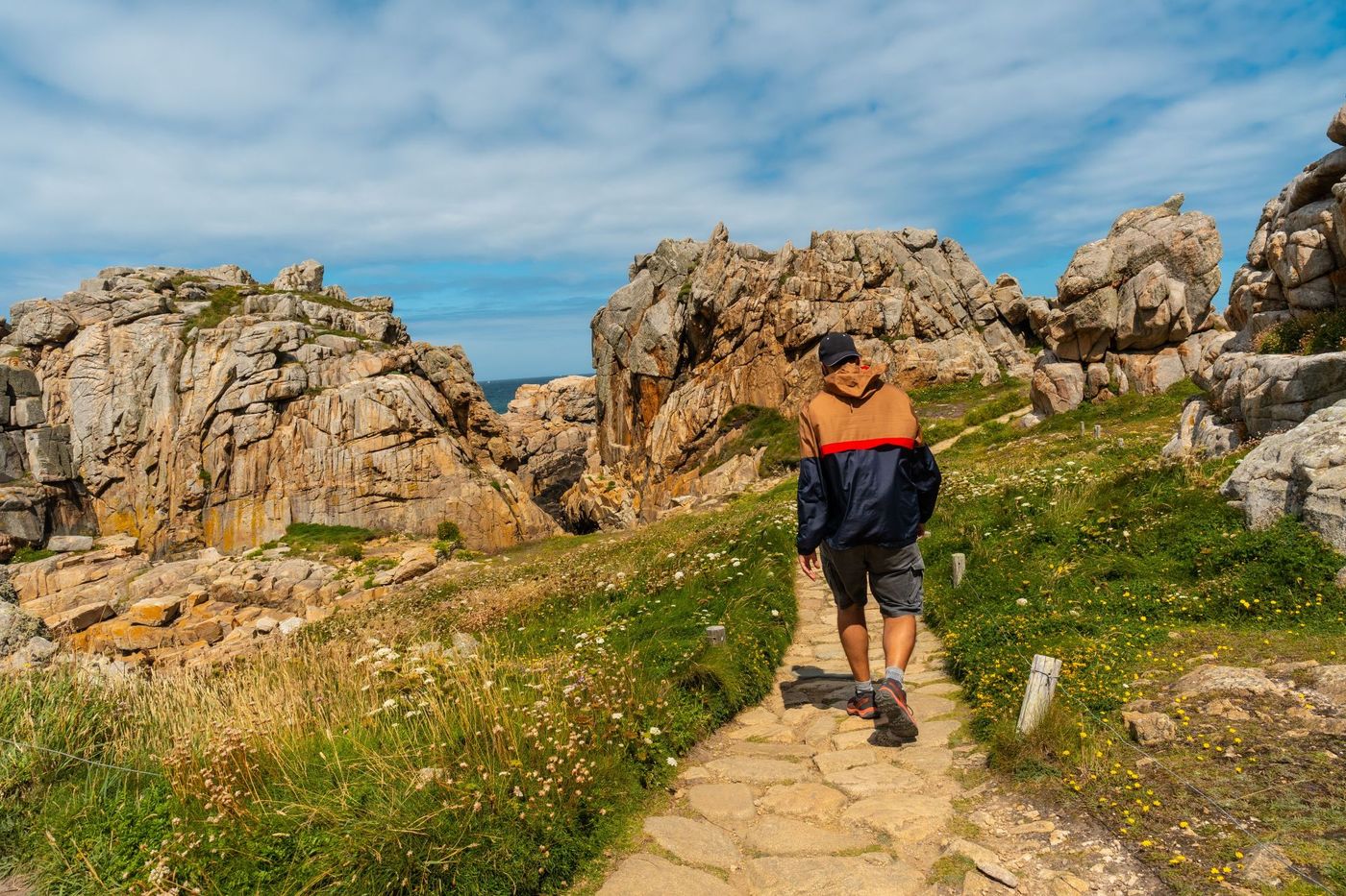 Hiking to a small house Castel Meur Between in the Plougrescant Coast
