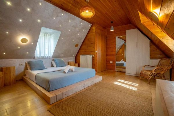 Hotel “Alpet” double room