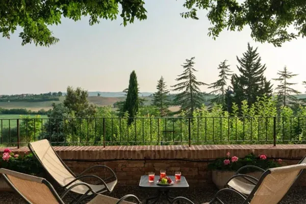 Hotel Borgo Antico outside chairs