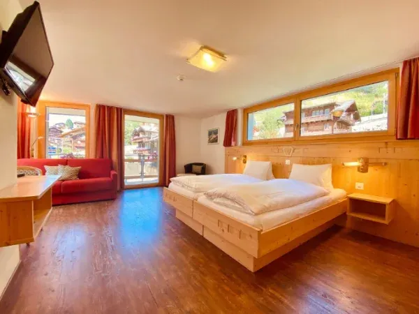 Hotel Capricorn Bedroom2