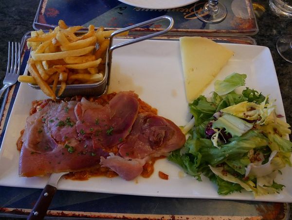 Hotel Du Midi healthy meal