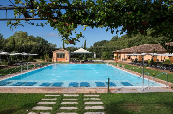 Hotel Il Piccolo Castello Pool