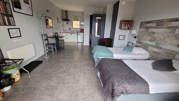 Hotel La Peyrade room
