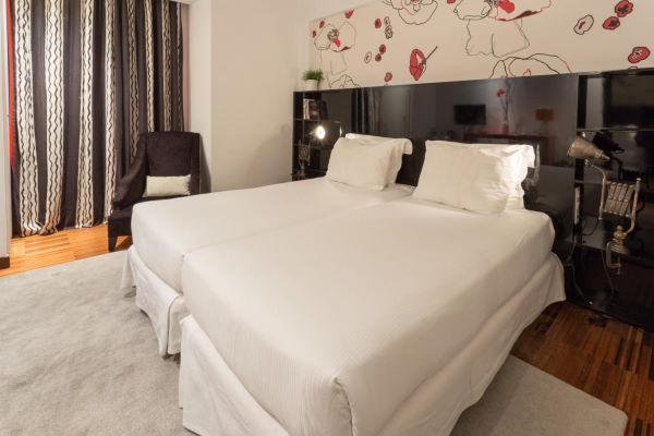 Hotel Porto Trindade twin room