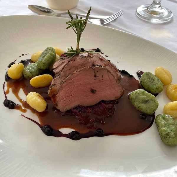 Hotel-Schonblick-steak.jpg