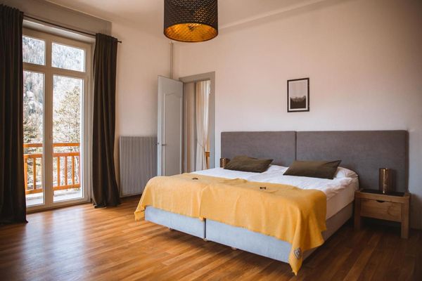 Hotel Splendide Champex bedroom 2