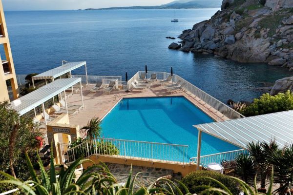 Hotel St Christophe pool