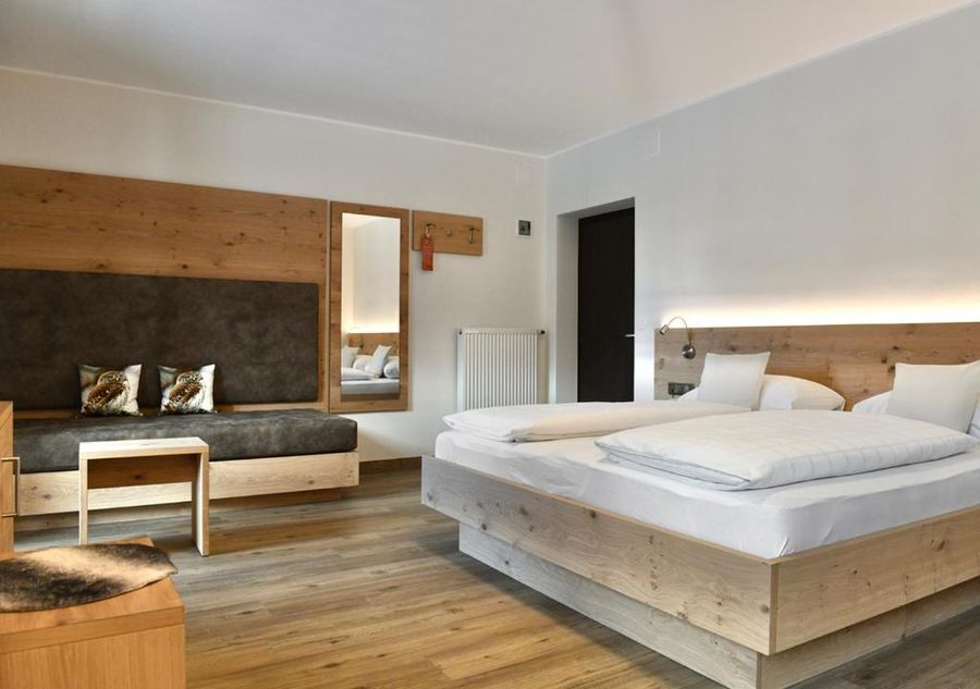 Hotel Toblacherhof double room