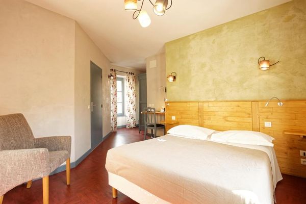 Hotel le Quatorze double room