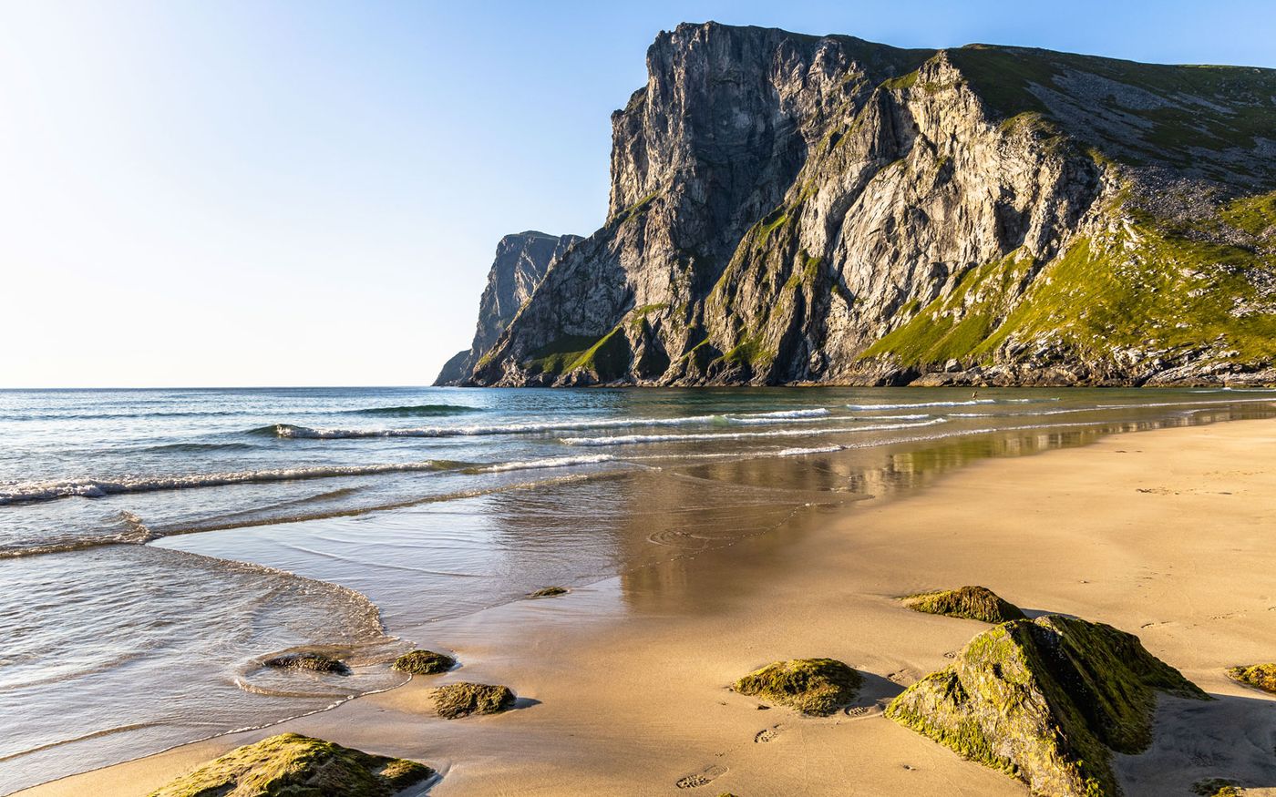 Kvalvika Beach