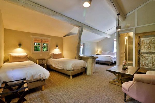 La Bastide Bleue family room