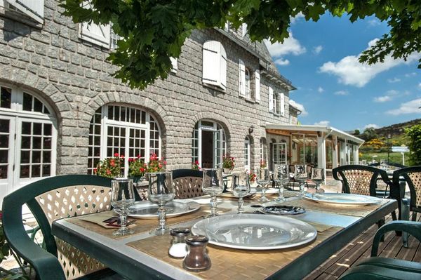 La Borie de l'Aubrac outdoor dining