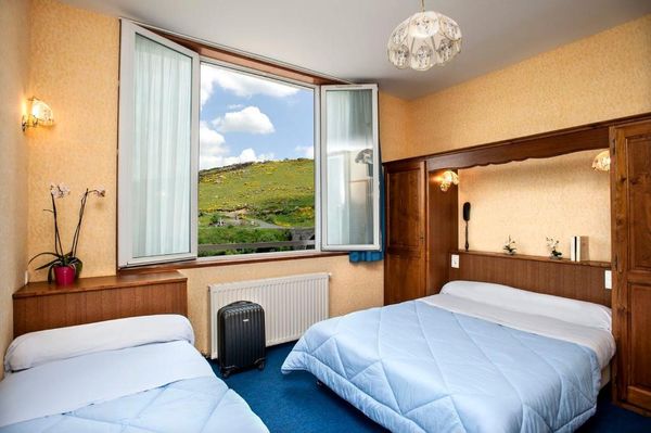 La Borie de l'Aubrac room with mountain view