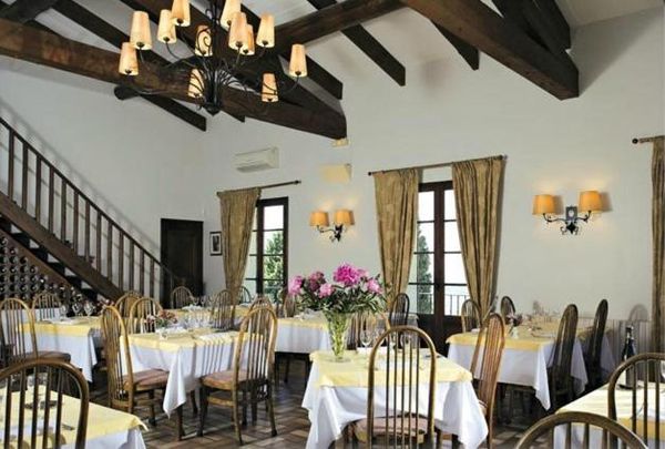 Les Geraniums dining