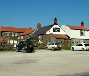 Lion Inn Exterior
