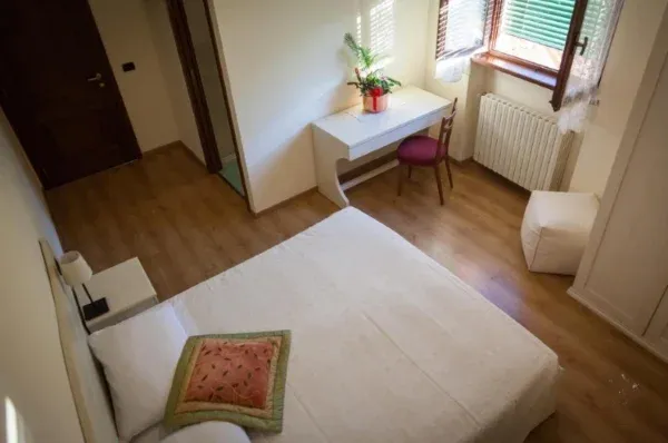 Locanda_Grifo_Bedroom