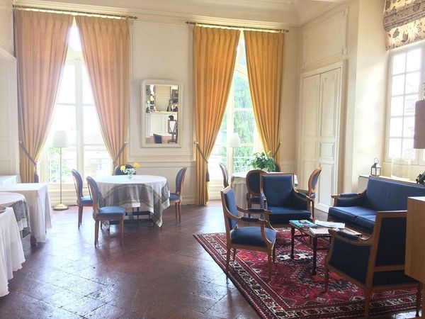 Logis Hôtel de Bastard common area