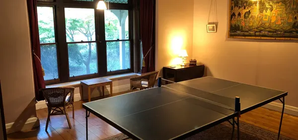 Lorelei B&amp;B Portland table tennis table