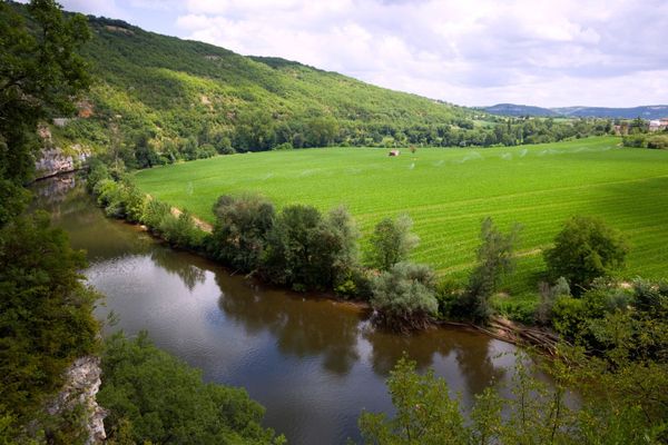 Lot River valley in cajarc