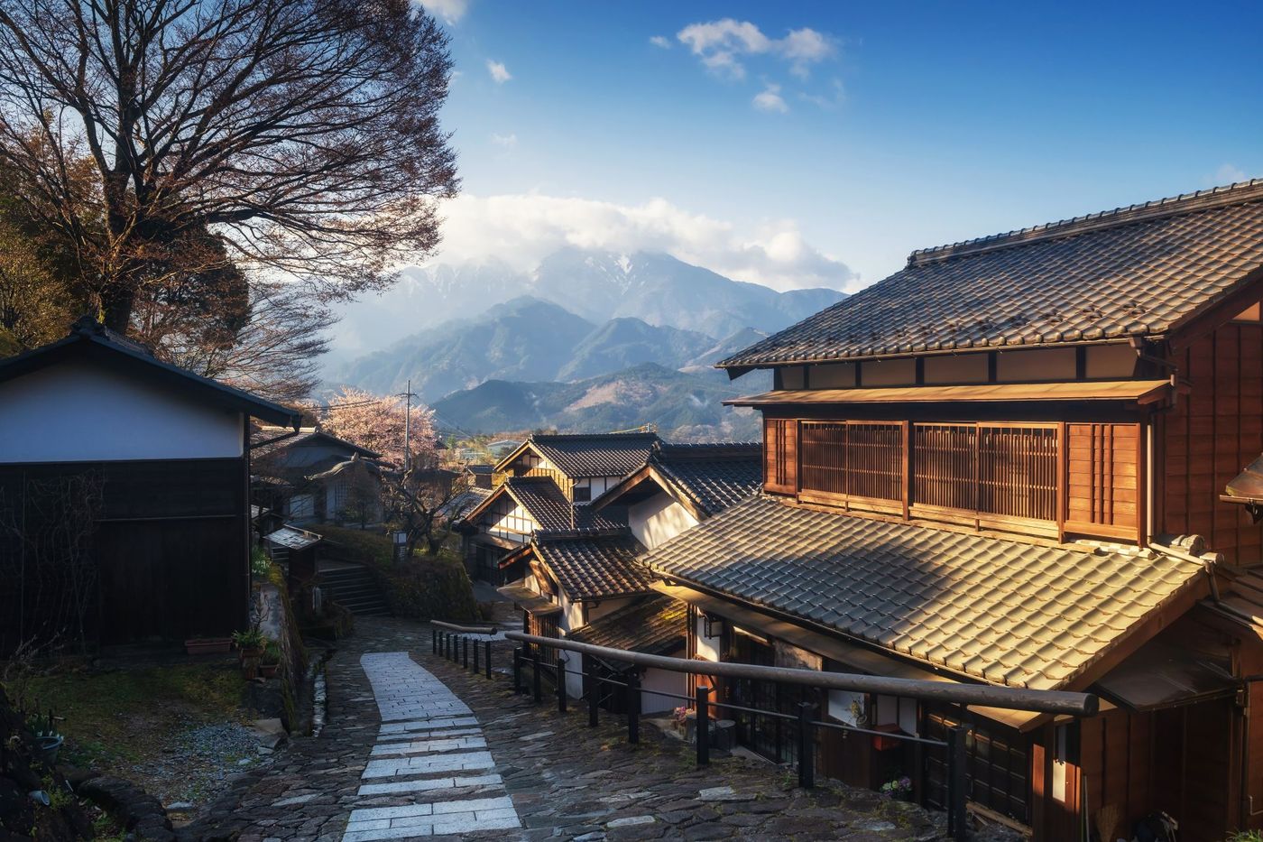 Serene-Mountain-Village-Morning-of-Magome-Juku