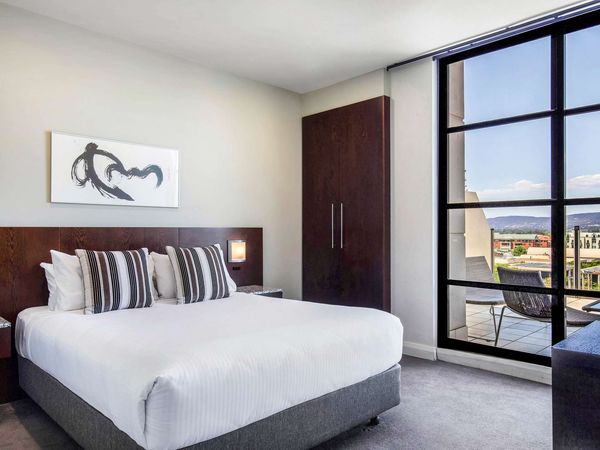 Mantra Hindmarsh adelaide