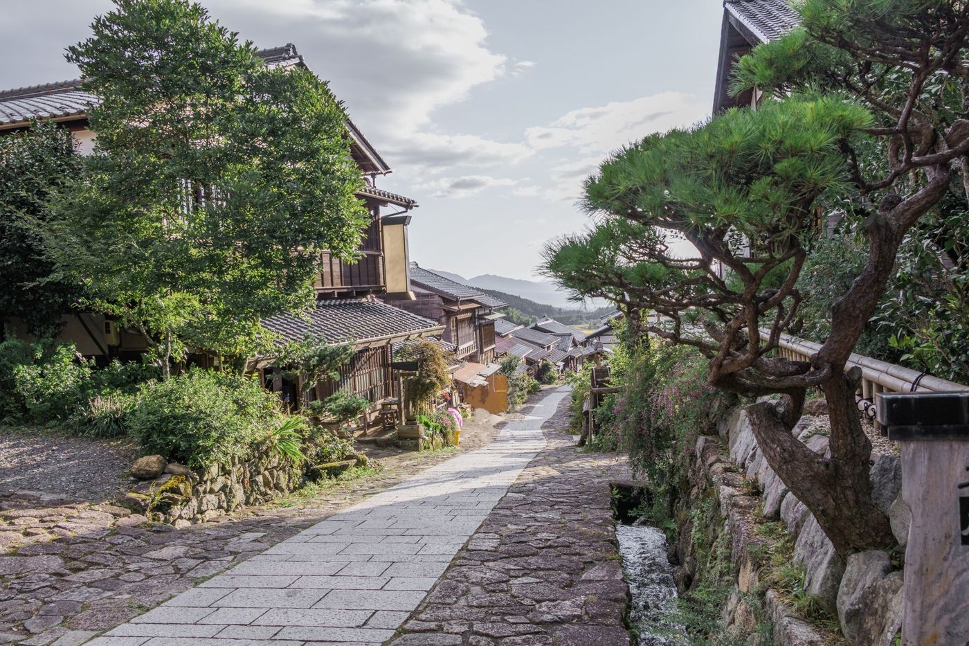 Old-town-and-old-buildings-of-Magome