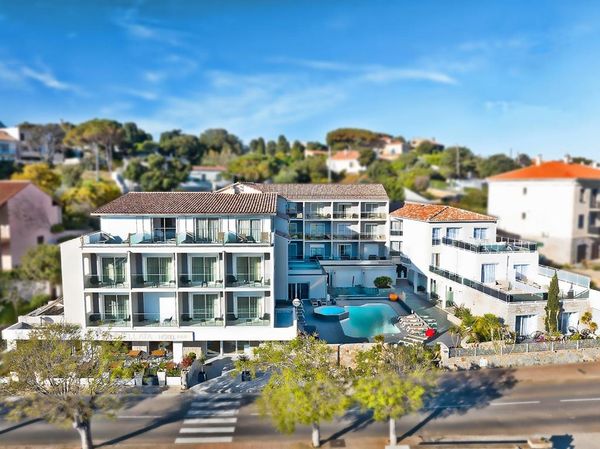 Revellata Hotel Exterior