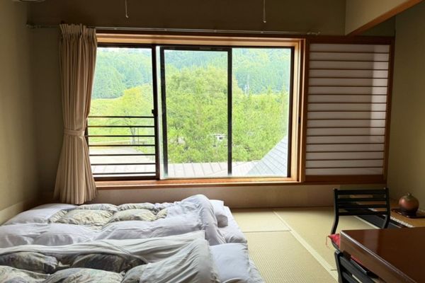 Sasakura-Onsen-Ryokan-room