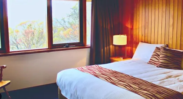 Vahalla room
