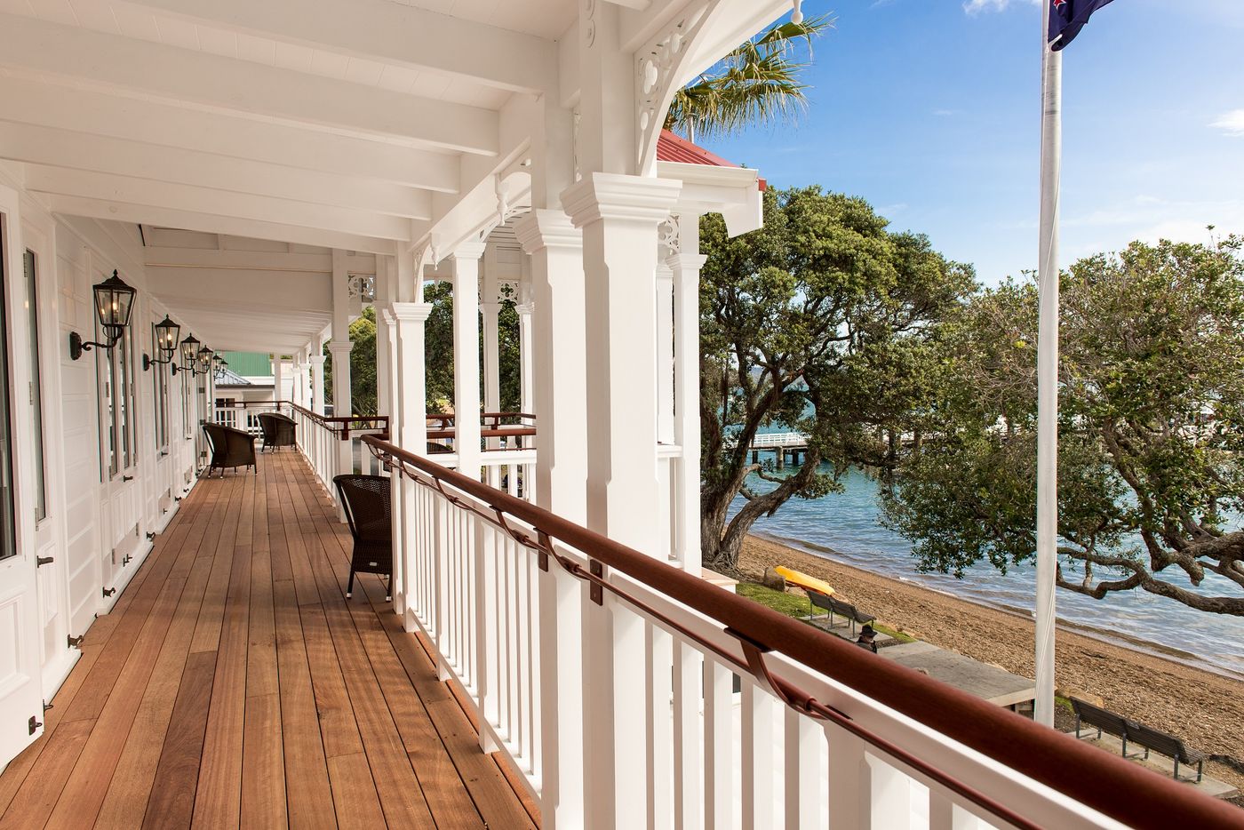Veranda-with-Sea-View-at-the-Duke-of-Marlborough