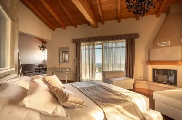 Wine Residence Cattanar Istria small