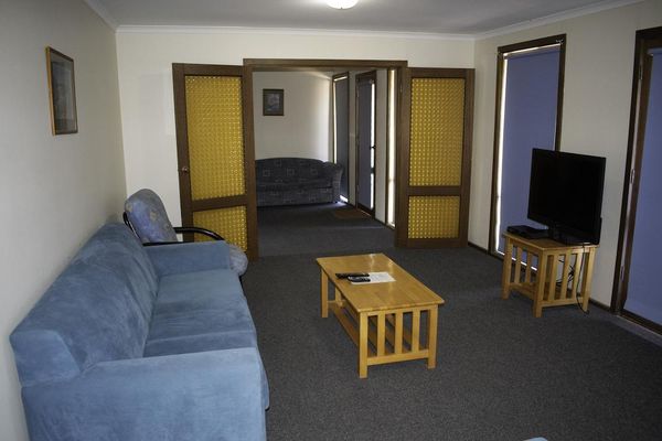 angorichina sunset cottage living area