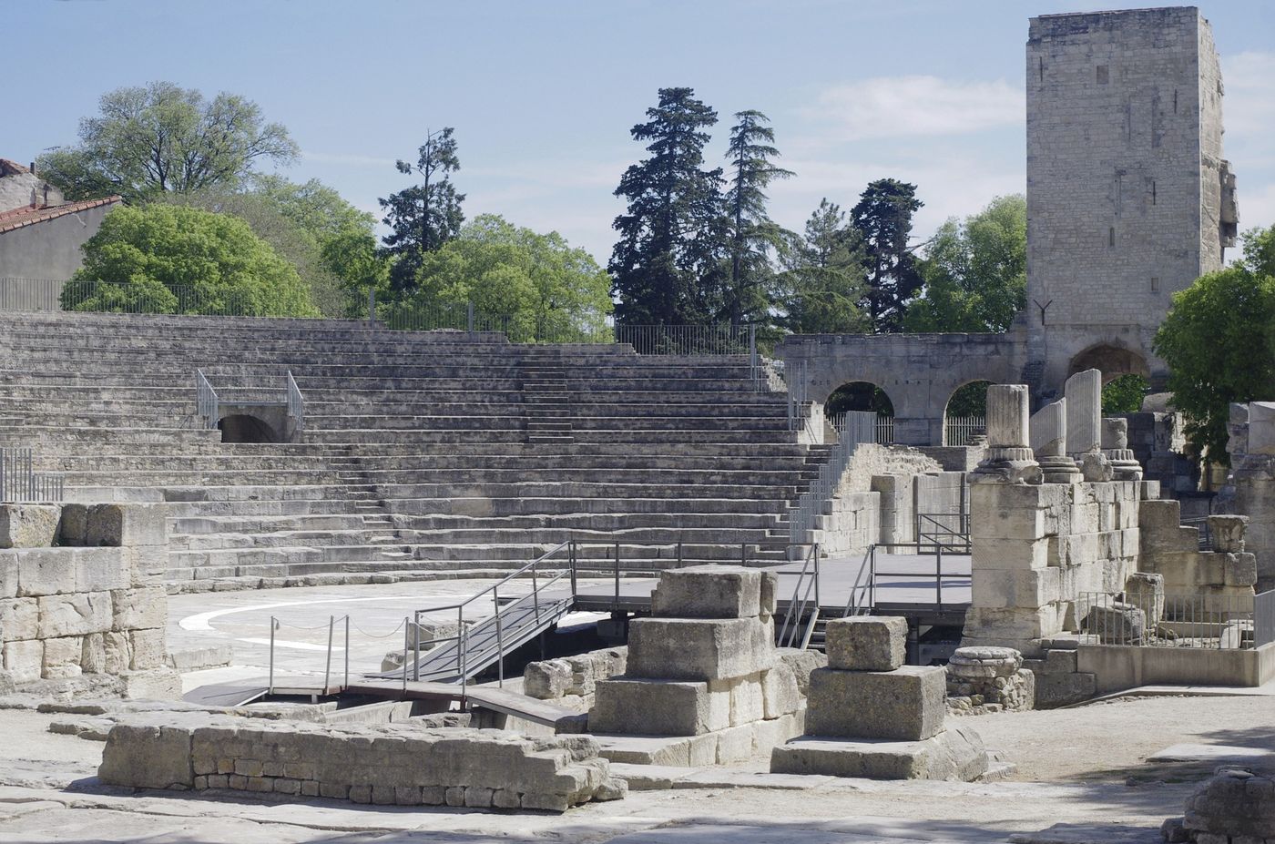 arles-provence
