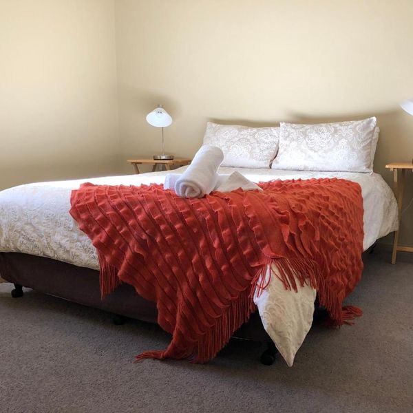 corinna bedroom