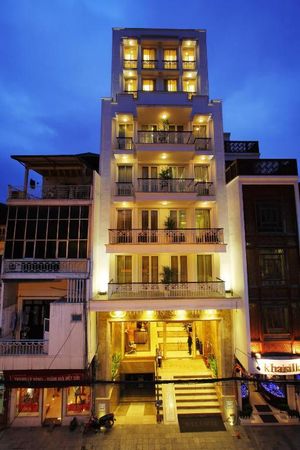 golden silk hotel 3