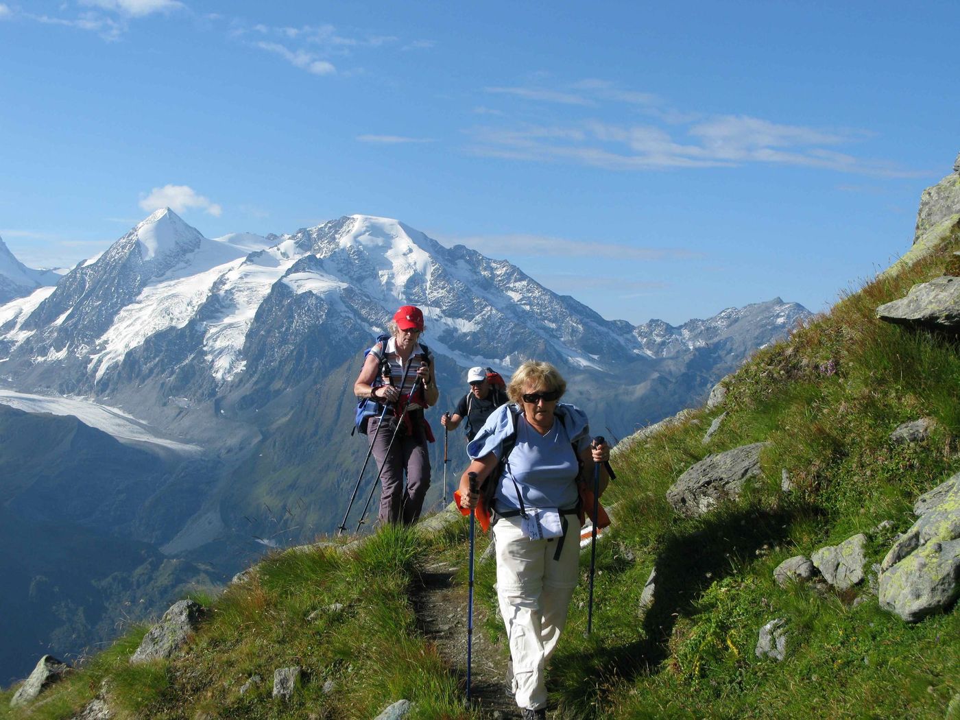 randonneurs sur Arolla Zermatt Haute Route