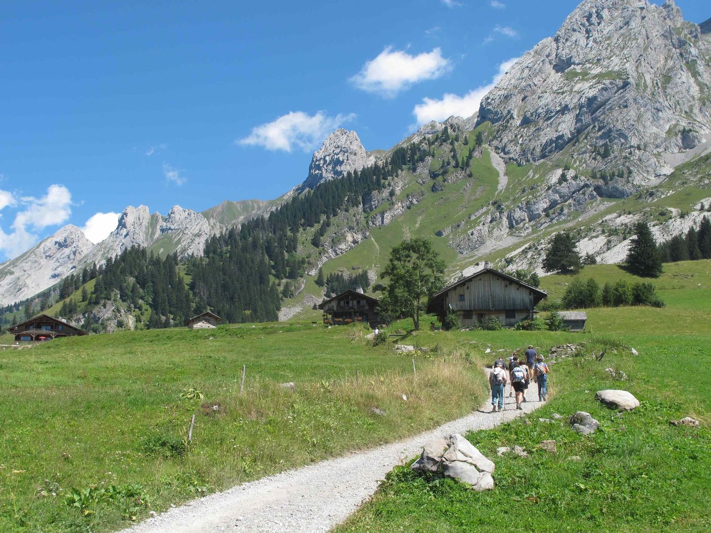 the Chemin des Alpages in La Clusaz